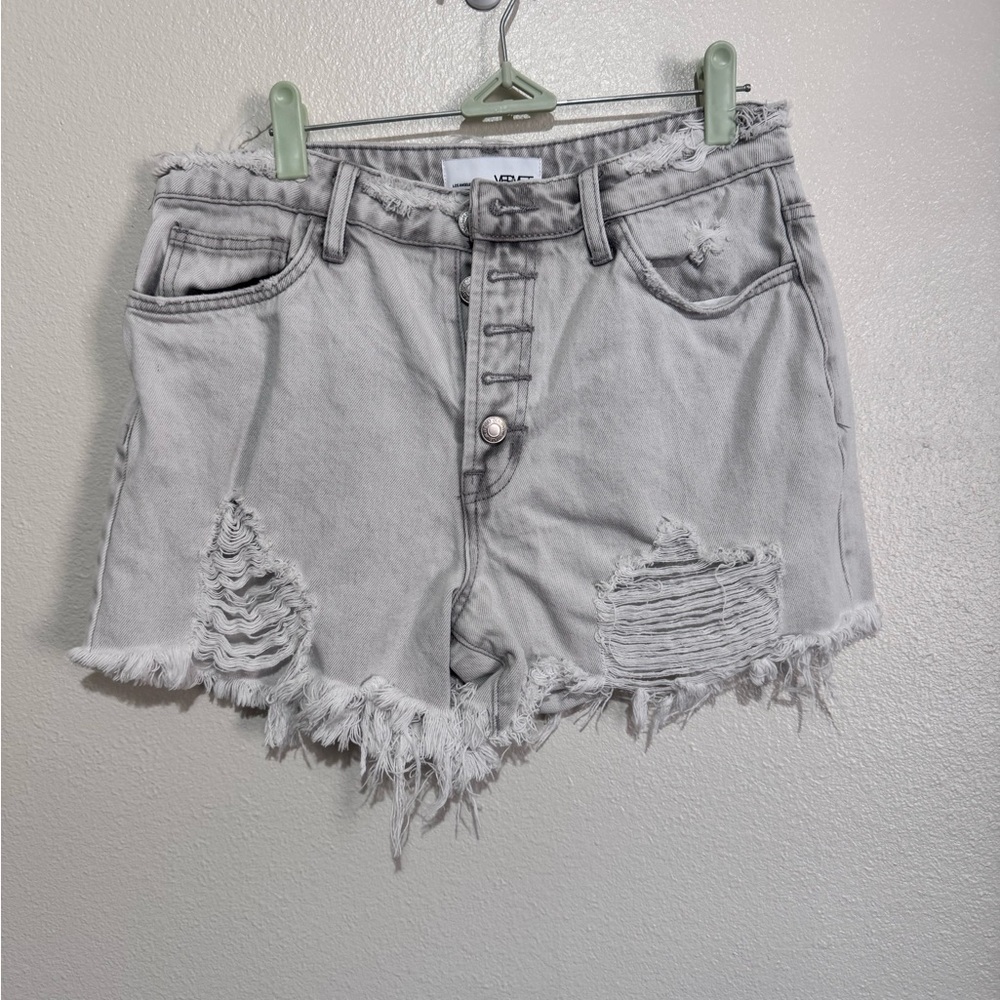 Edgy Light Gray Distressed Jean Shorts